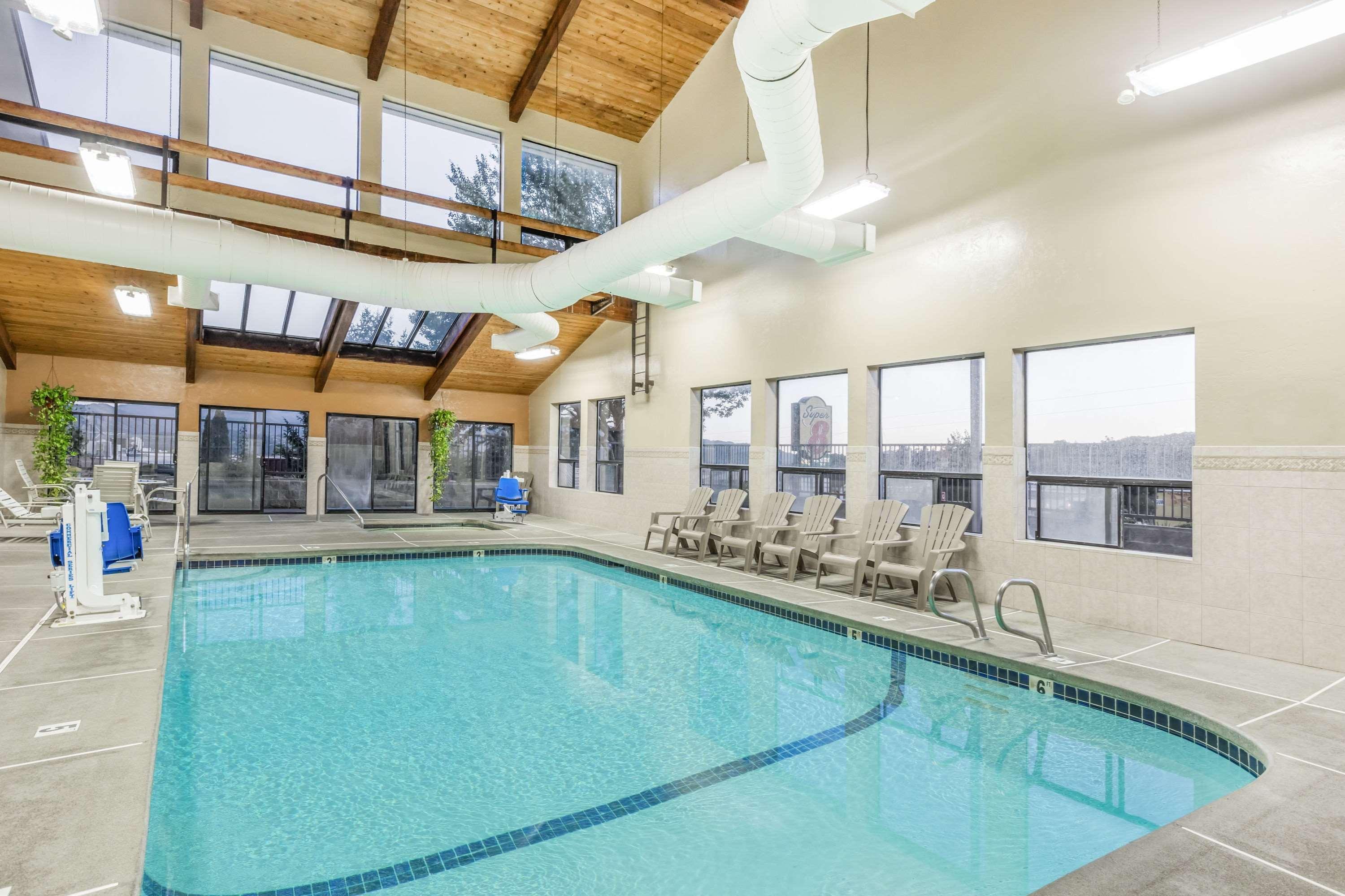 Super 8 By Wyndham Grants Pass Motell Exteriör bild