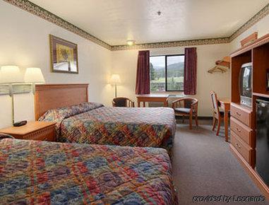 Super 8 By Wyndham Grants Pass Motell Exteriör bild