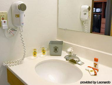 Super 8 By Wyndham Grants Pass Motell Exteriör bild